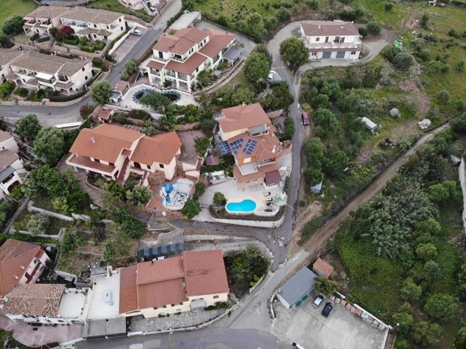 Bed and Breakfast La Finestra Sul Mare à Budoni Extérieur photo