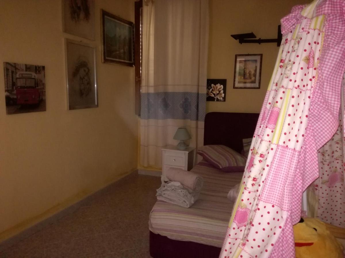 Bed and Breakfast La Finestra Sul Mare à Budoni Extérieur photo