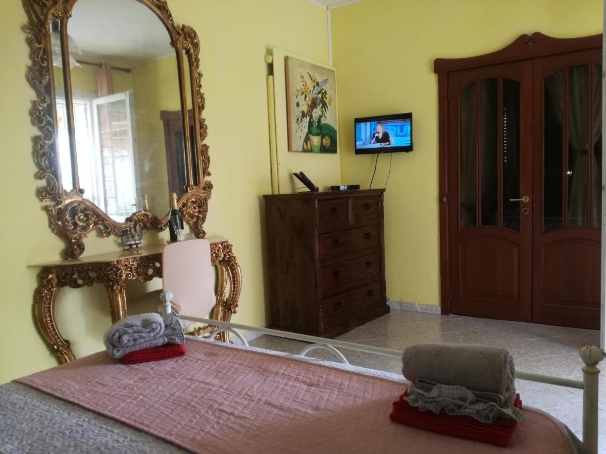 Bed and Breakfast La Finestra Sul Mare à Budoni Extérieur photo