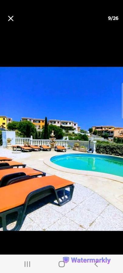 Bed and Breakfast La Finestra Sul Mare à Budoni Extérieur photo